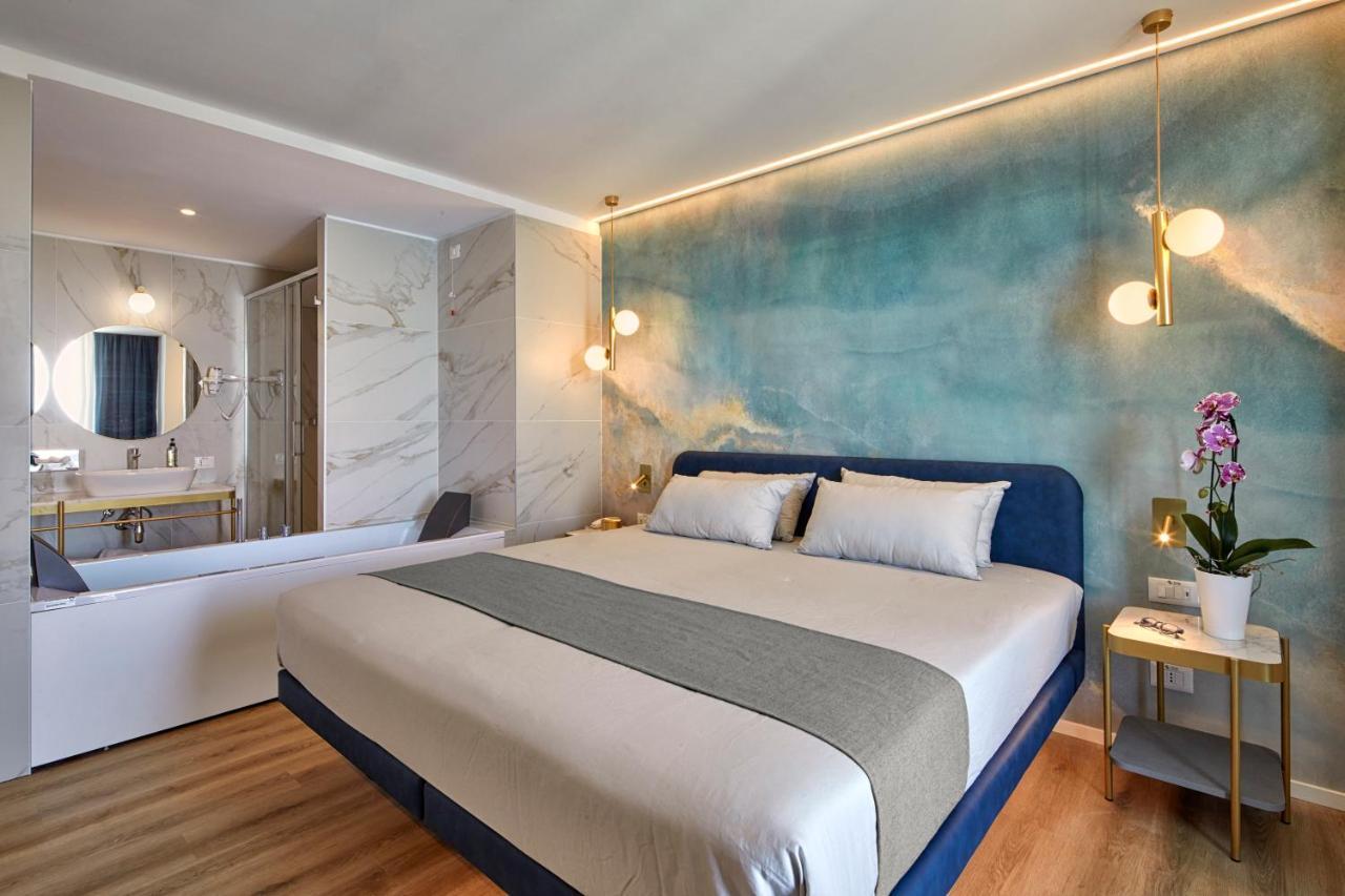 Riva Palace Hotel Grado Exterior foto